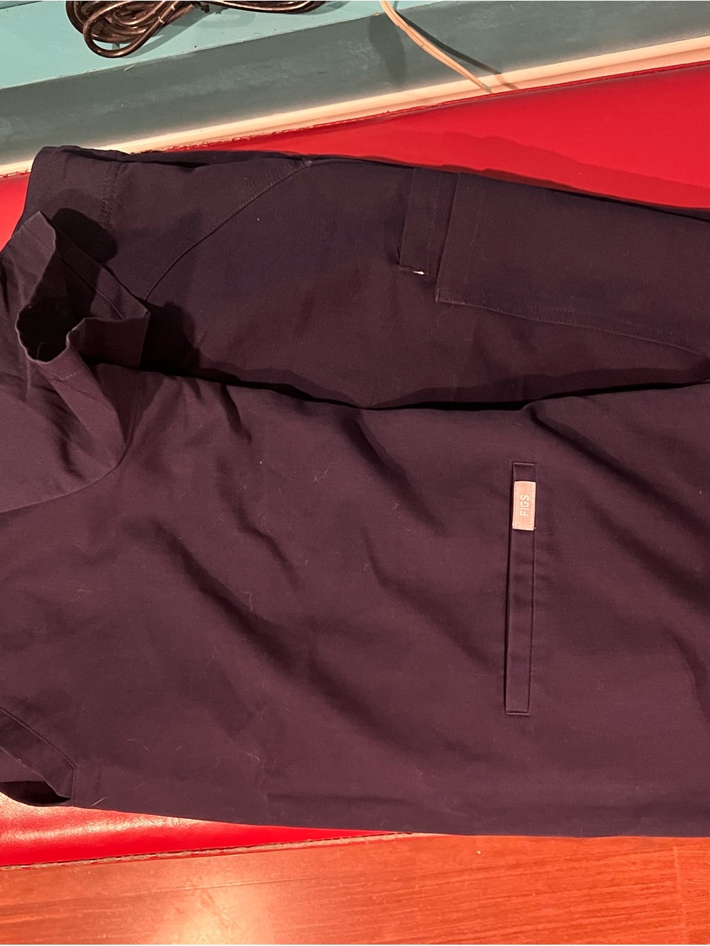 Figs women’s  Dark Navy scrub set size large